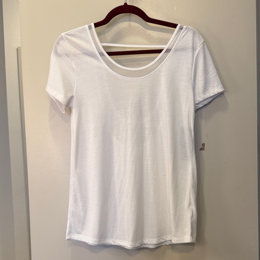 NWT Old Navy White Short Sleeve Active Shirt